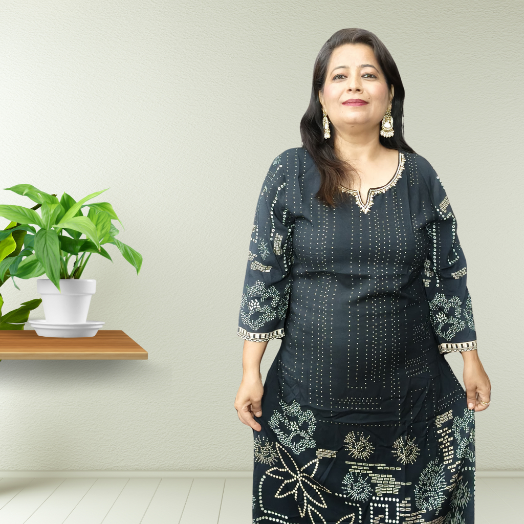 Elegant Black Batik Print Kurti – Full Sleeves 🖤
